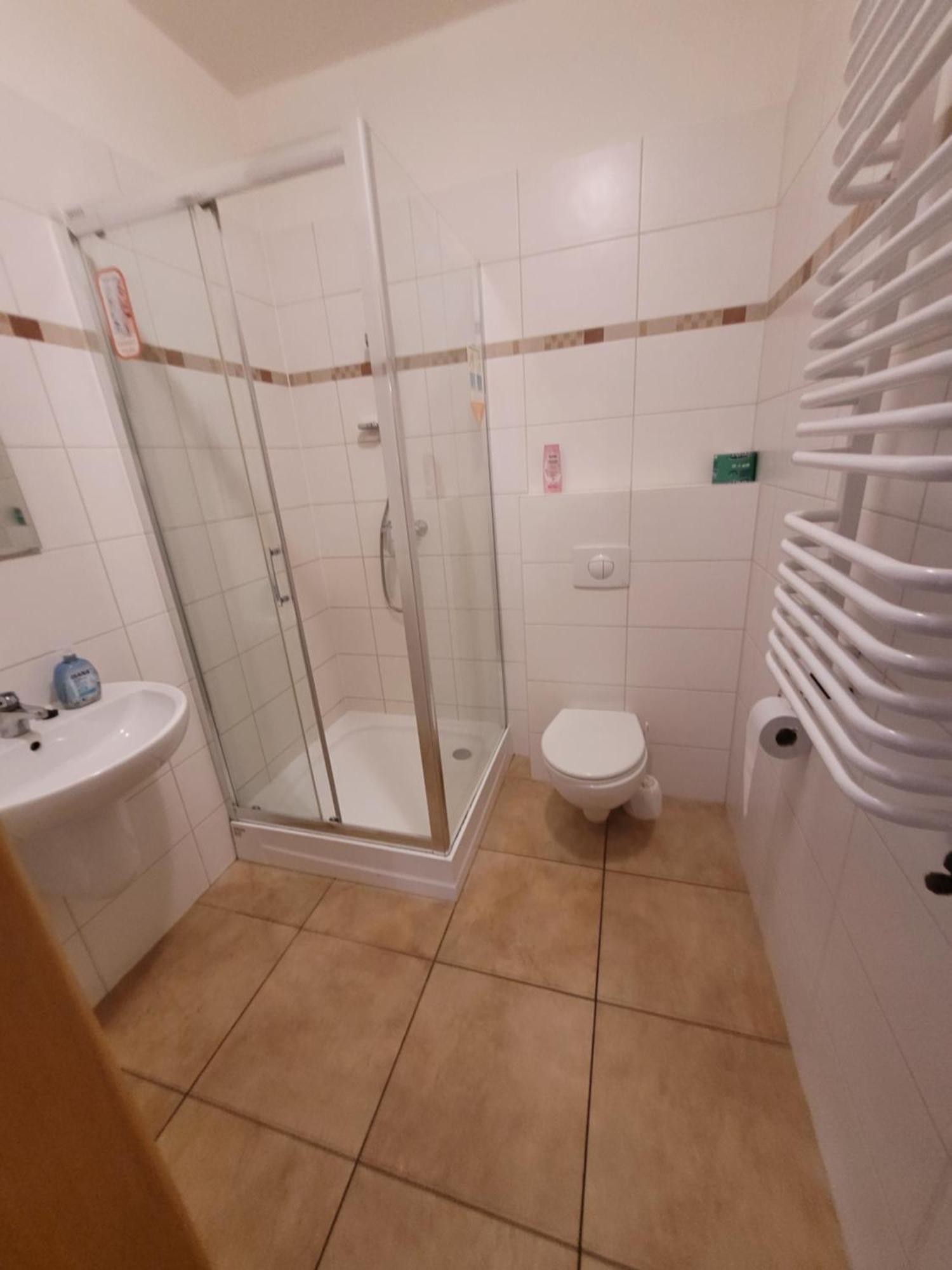 Radzewice Dworek Biesiadny المظهر الخارجي الصورة